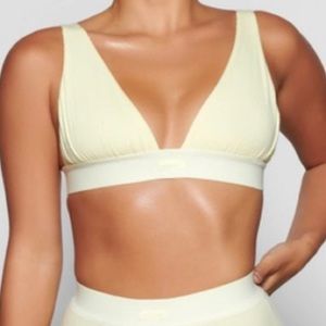 Skims soft lounge plunge bralette color Citrine